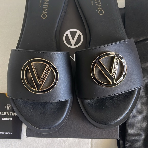 Valentino flats - Picture 2 of 4
